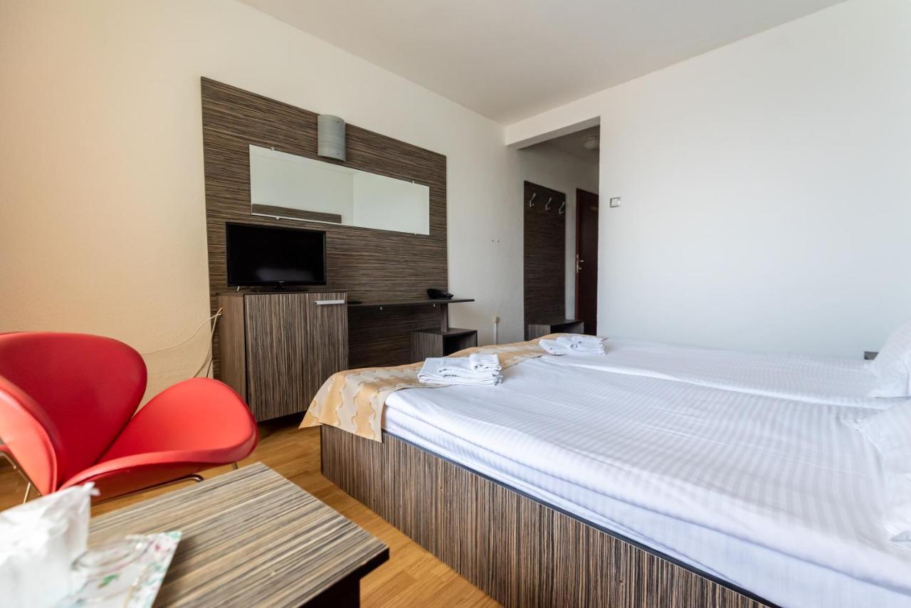 Hotel Capitol Jupiter Luaran gambar
