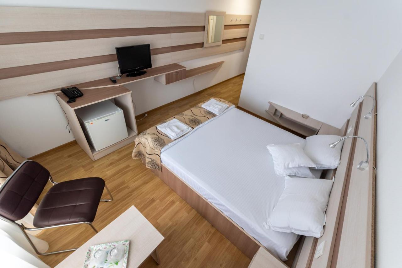 Hotel Capitol Jupiter Luaran gambar
